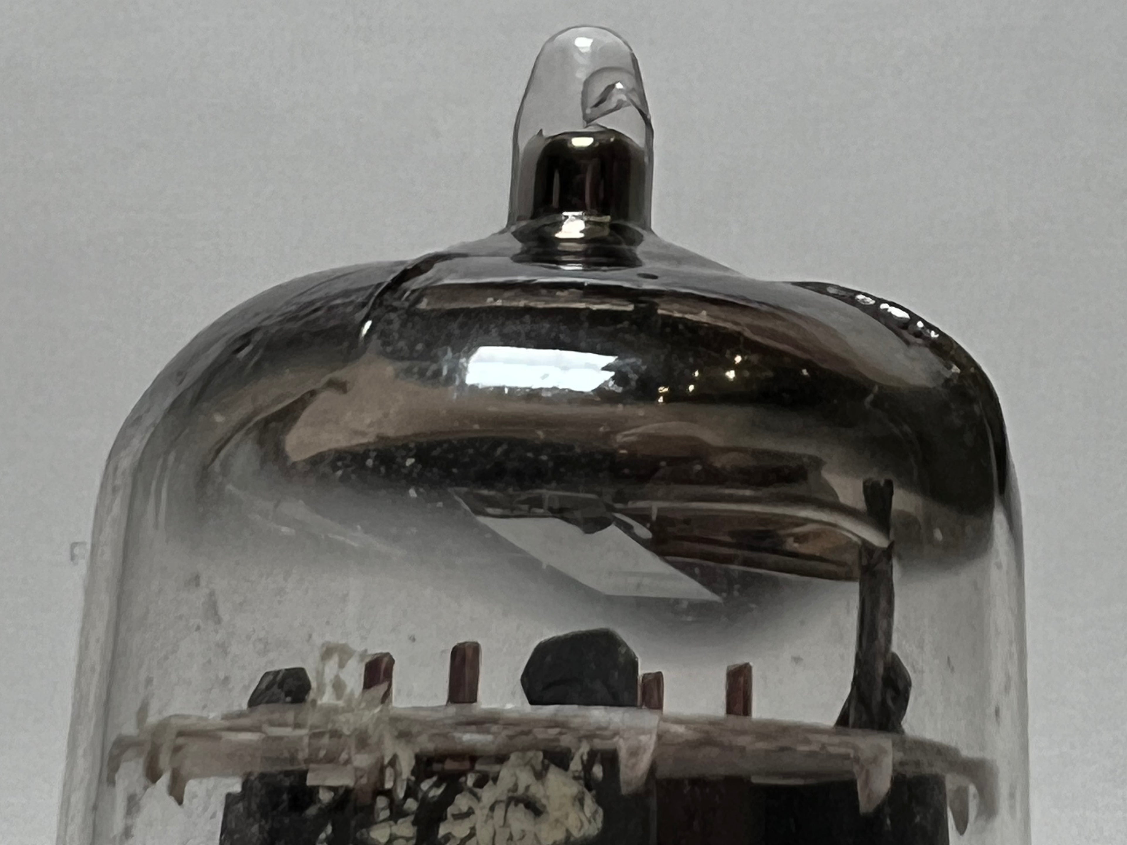 Vintage Philips ECC83/12AX7 Vacuum Tube (ID: 2126)