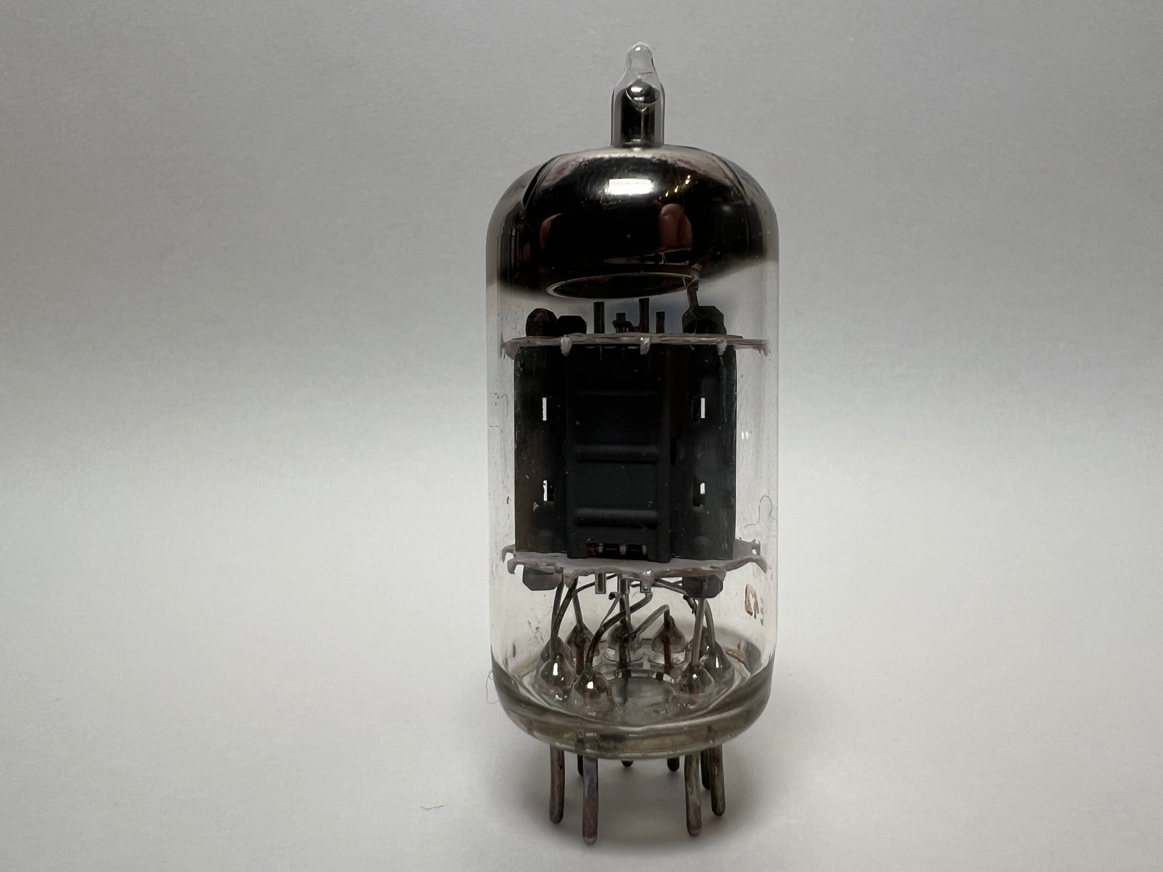 Vintage Unmarked 12AX7 Vacuum Tube (ID: 2119)