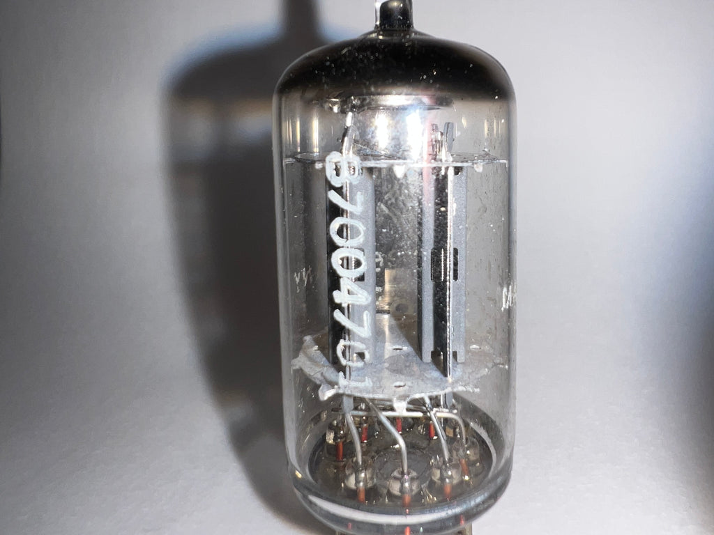Vintage ECC83 Vacuum Tube (ID: 2124)
