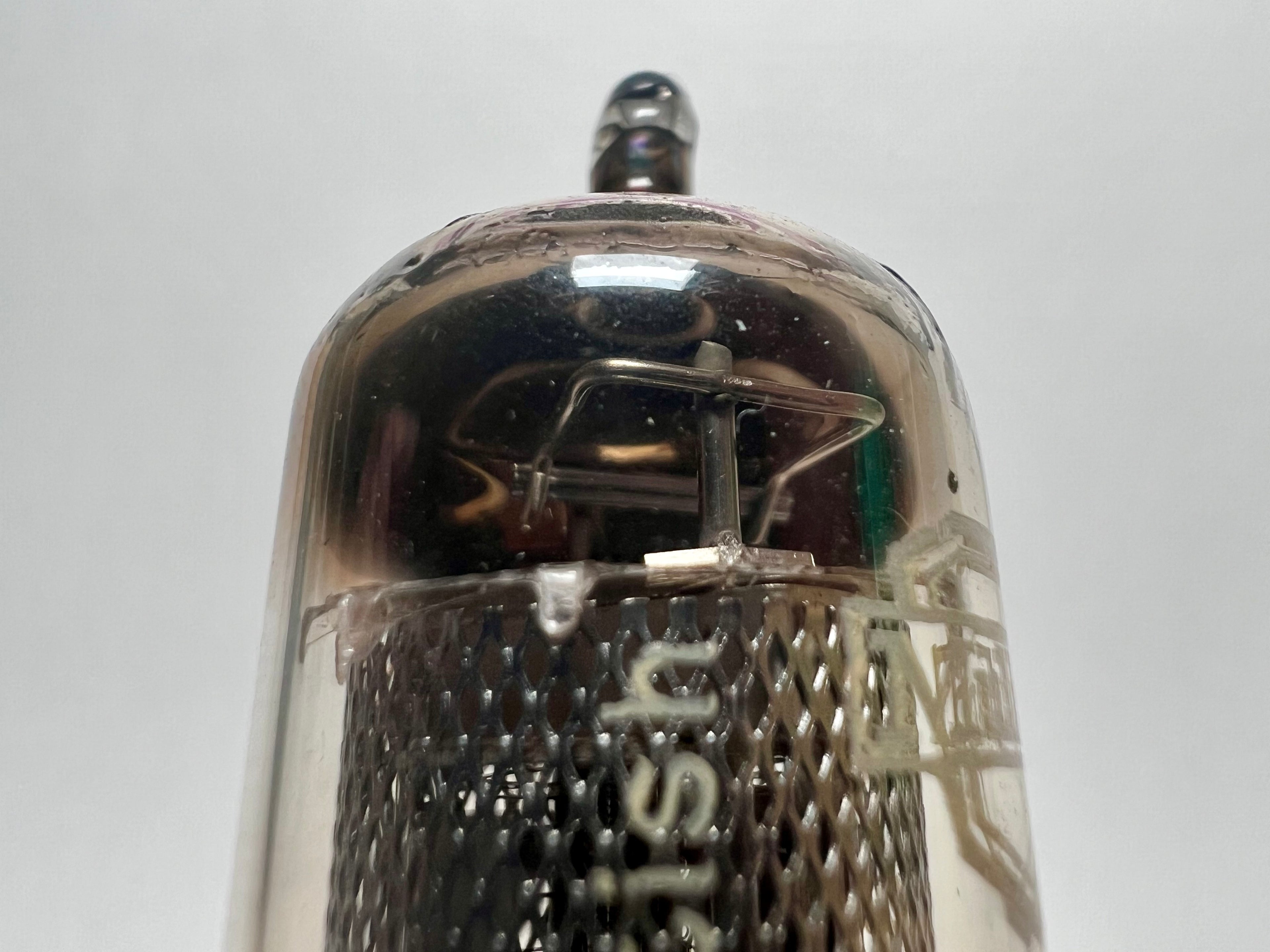 Vintage EF86 Vacuum Tube (ID: 2133)